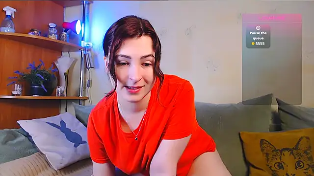 Caroline1995 online show from November 2025 07:00:02 AM