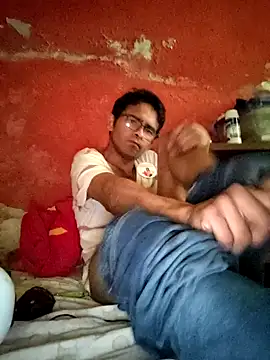 Snapshot of VL25DN26 chatting on January 2026 04:00:02 PM VL25DN26 online show from January 2026 04:00:02 PM