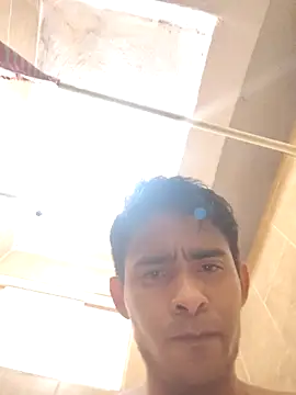 Snapshot of VL25DN26 chatting on February 2026 11:27:02 PM VL25DN26 online show from February 2026 11:27:02 PM