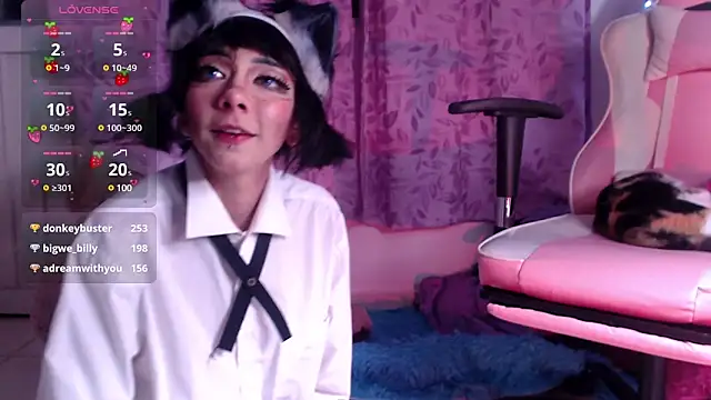 Snapshot of Alicedangerrr chatting on January 2025 07:03:01 AM Alicedangerrr online show from January 2025 07:03:01 AM