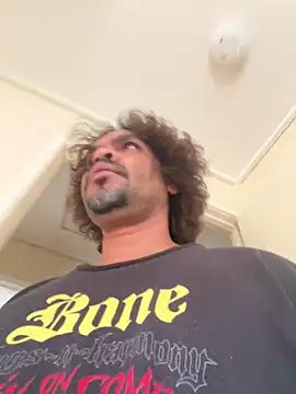 Wazz Handsome online show from May 2026 04:07:01 AM