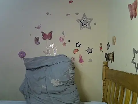 Snapshot of Pretty_tiffany chatting on March 2025 07:42:02 PM Pretty tiffany online show from March 2025 07:42:02 PM