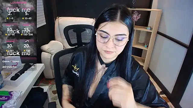 TifanyWhite  online show from January 2025 02:27:02 AM