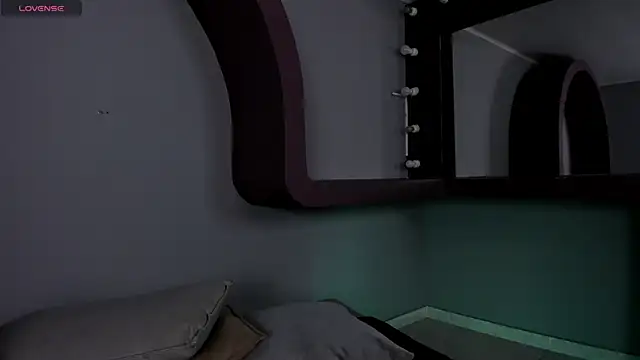 morganlake  online show from December 2025 03:35:01 AM