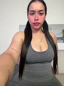 SophieRoyals online show from March 2026 12:33:11 PM