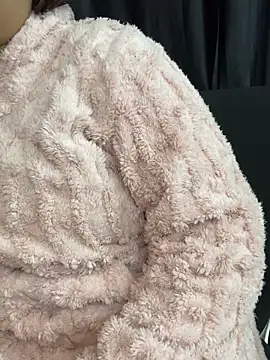 Diya Chopra online show from December 2025 03:33:01 AM