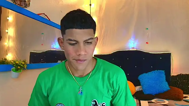 Damian latinxxx online show from February 2025 03:11:02 AM