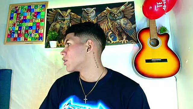 Damian latinxxx online show from February 2025 07:06:01 PM