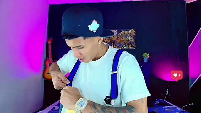 Damian latinxxx online show from February 2025 02:59:01 AM