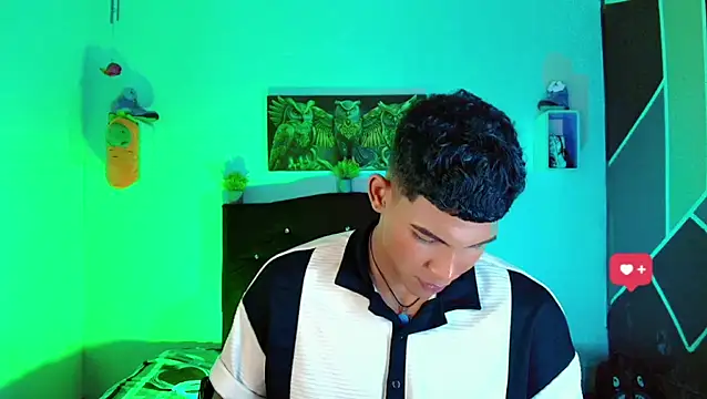 Damian latinxxx online show from March 2025 12:20:01 PM