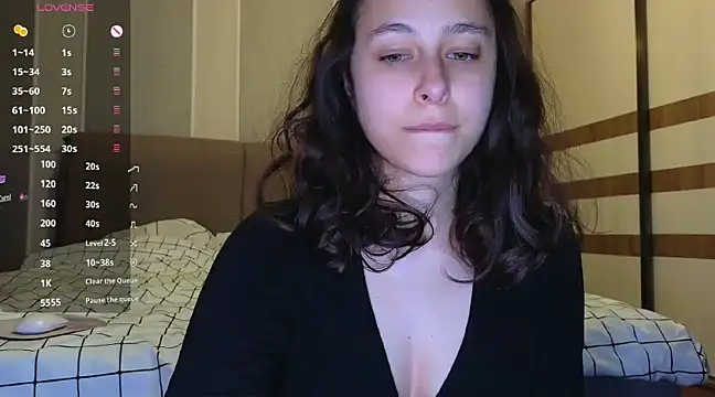 Agatha Sade online show from February 2025 03:52:01 PM