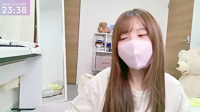 Snapshot of -SHINON- chatting on November 2025 02:39:02 PM -SHINON- online show from November 2025 02:39:02 PM