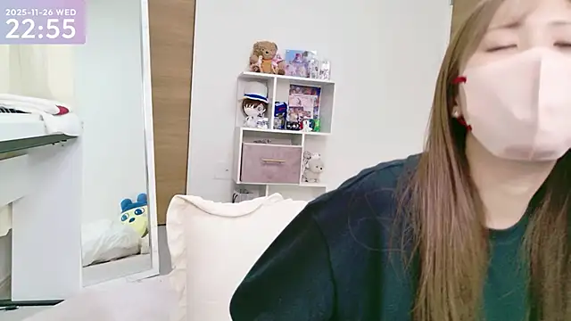 Snapshot of -SHINON- chatting on November 2025 01:56:02 PM -SHINON- online show from November 2025 01:56:02 PM