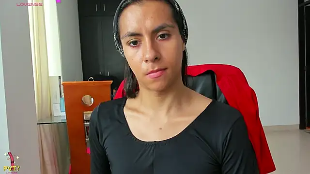 Kamilasalazar online show from February 2025 02:44:01 PM