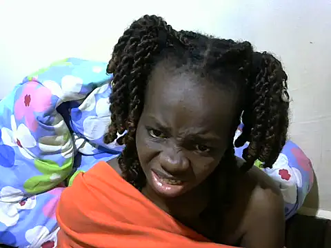 Snapshot of Thicky_kyla chatting on May 2026 01:02:04 AM Thicky kyla online show from May 2026 01:02:04 AM