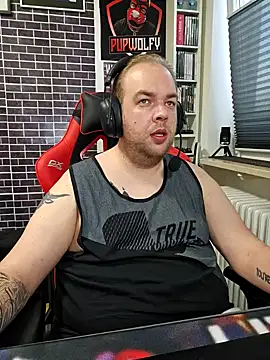 Snapshot of PupW0lfy chatting on December 2024 03:11:02 PM PupW0lfy online show from December 2024 03:11:02 PM