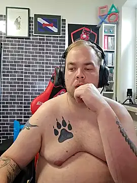 Snapshot of PupW0lfy chatting on December 2024 12:09:02 PM PupW0lfy online show from December 2024 12:09:02 PM