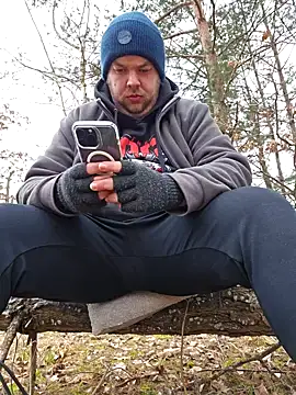 Snapshot of PupW0lfy chatting on February 2025 11:42:01 AM PupW0lfy online show from February 2025 11:42:01 AM