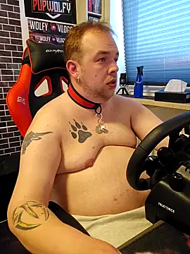 Snapshot of PupW0lfy chatting on March 2025 05:06:01 PM PupW0lfy online show from March 2025 05:06:01 PM