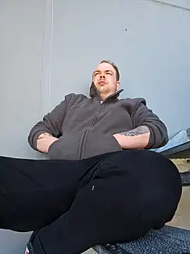 Snapshot of PupW0lfy chatting on March 2025 11:16:01 AM PupW0lfy online show from March 2025 11:16:01 AM