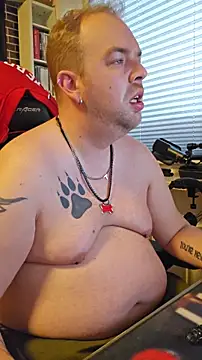 Snapshot of PupW0lfy chatting on November 2025 10:25:02 AM PupW0lfy online show from November 2025 10:25:02 AM