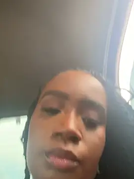 Snapshot of Britanymooree chatting on March 2026 07:20:02 PM Britanymooree online show from March 2026 07:20:02 PM