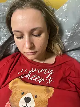 OlgaBuzzz online show from March 2025 01:54:01 PM