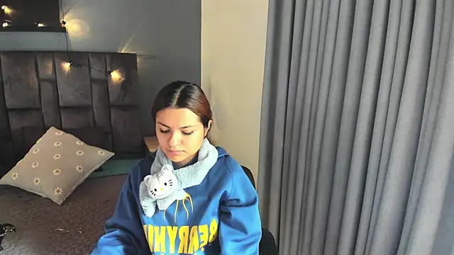 AbbyWathson online show from September 2025 08:00:02 PM