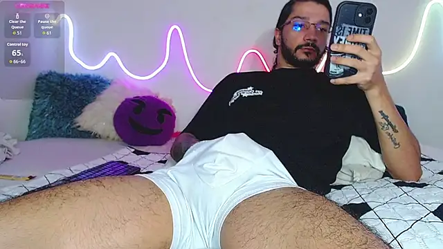 bobsexy08 online show from October 2025 12:07:02 PM