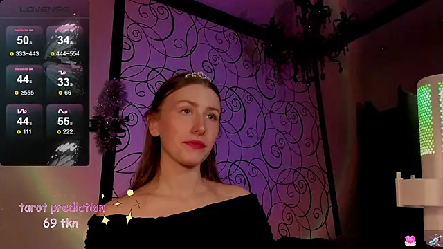 Snapshot of Emily_April chatting on December 2024 01:50:02 AM Emily April online show from December 2024 01:50:02 AM