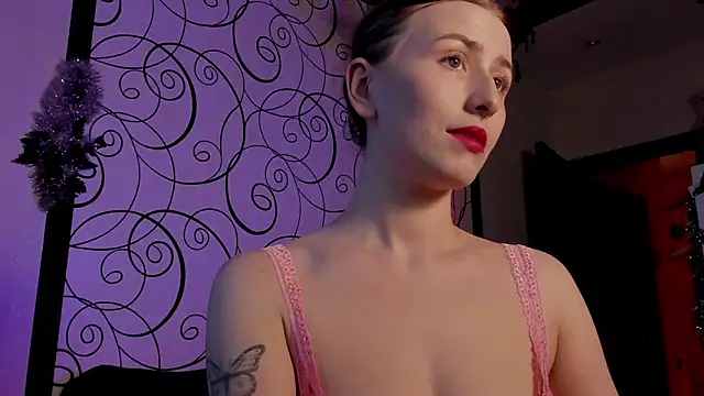 Snapshot of Emily_April chatting on December 2024 09:58:01 AM Emily April online show from December 2024 09:58:01 AM