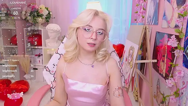 Coconut Mia online show from February 2025 11:46:02 PM