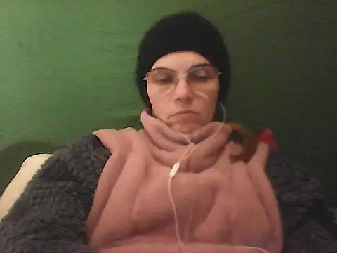 Snapshot of Musical__fantasy chatting on November 2025 06:53:01 PM Musical fantasy online show from November 2025 06:53:01 PM