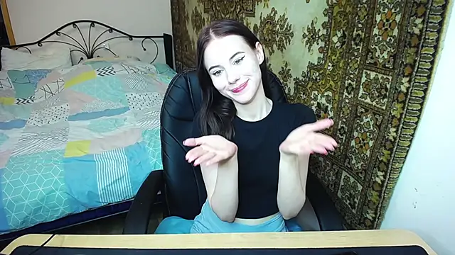 Olivia Graceee online show from June 2026 09:10:01 AM