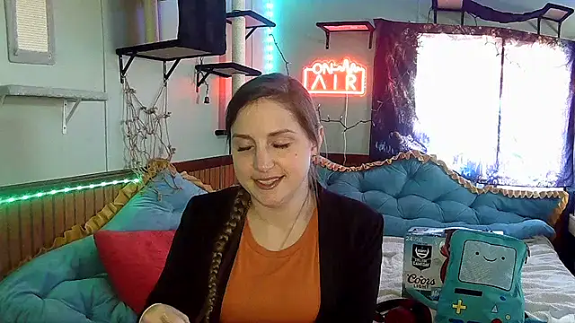 mirannacult online show from December 2024 04:15:02 PM