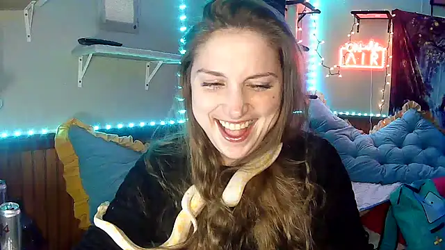 mirannacult online show from December 2024 12:12:02 PM