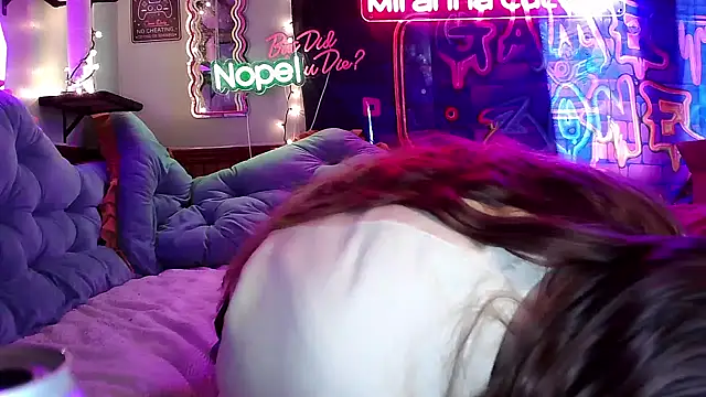 mirannacult online show from January 2025 08:00:02 PM