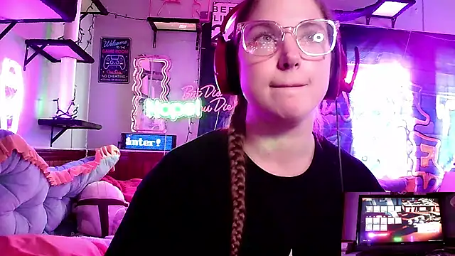 mirannacult online show from February 2025 06:08:02 PM