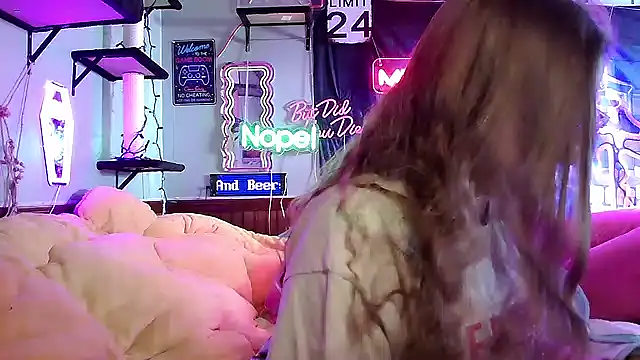 mirannacult online show from March 2025 03:07:01 PM