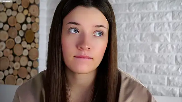 LowOncoming online show from October 2025 01:39:01 AM