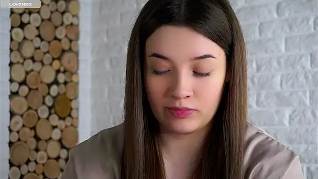 LowOncoming online show from February 2026 02:01:02 AM