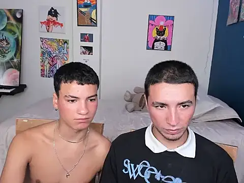Snapshot of sweet_boys_xx chatting on January 2025 01:09:01 PM sweet boys xx online show from January 2025 01:09:01 PM