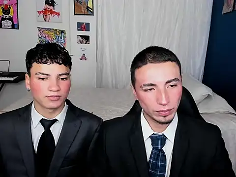 Snapshot of sweet_boys_xx chatting on March 2025 12:09:02 PM sweet boys xx online show from March 2025 12:09:02 PM