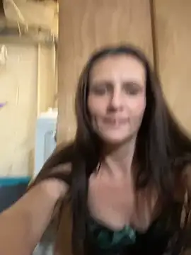 snowrillaxxx online show from May 2026 05:35:01 AM
