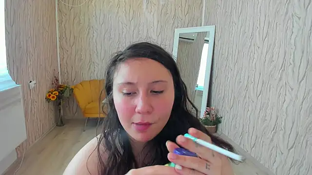 Snapshot of AishaRouhi chatting on January 2025 11:25:01 AM AishaRouhi online show from January 2025 11:25:01 AM