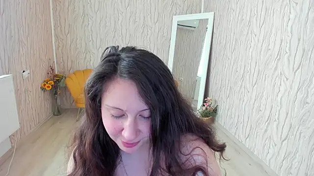 Snapshot of AishaRouhi chatting on February 2025 09:25:02 AM AishaRouhi online show from February 2025 09:25:02 AM