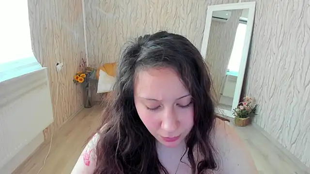 Snapshot of AishaRouhi chatting on February 2025 08:21:01 AM AishaRouhi online show from February 2025 08:21:01 AM