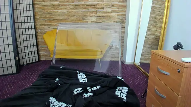 AishaRouhi online show from November 2025 06:05:02 AM