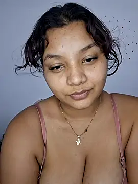 Snapshot of Daineth33 chatting on September 2025 04:34:02 AM Daineth33 online show from September 2025 04:34:02 AM