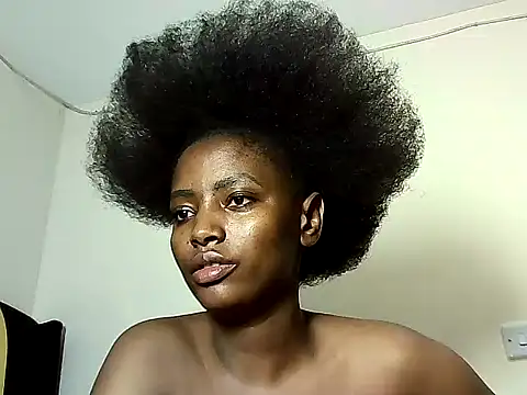 Snapshot of nanaswee chatting on June 2026 04:17:02 PM nanaswee online show from June 2026 04:17:02 PM